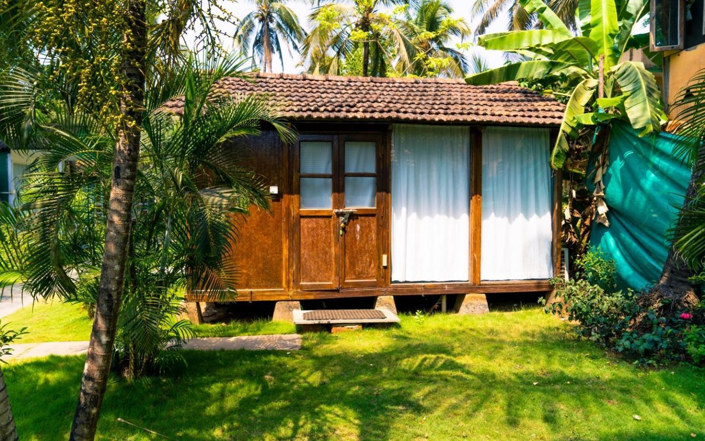 Village Susegat Beach Resort Morjim Exteriér fotografie